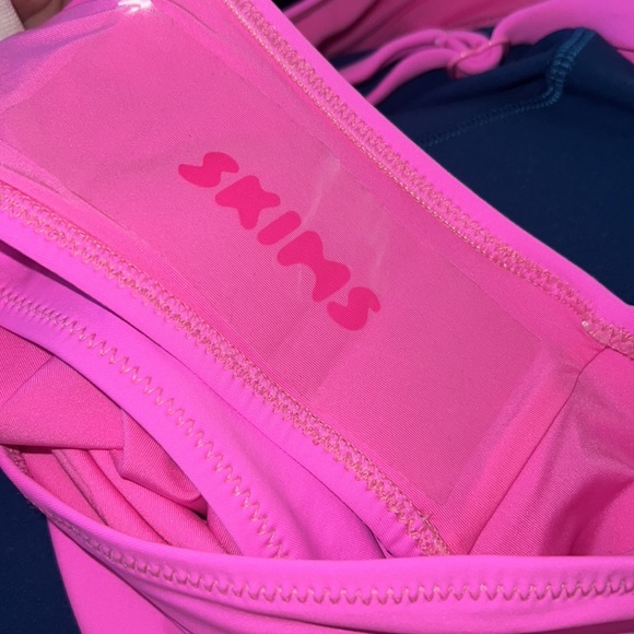 Skims NWT Recycled Swim Cut out Open Bust taffy - Picture 2 of 5